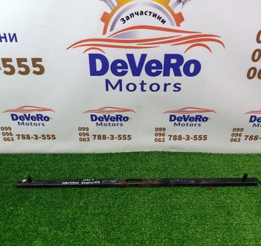 LAND ROVER LR044300 Балка радиатора верхняя в наличии Ровно