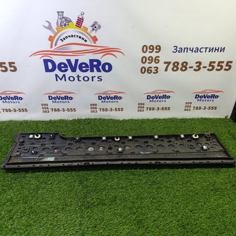 LAND ROVER LR048804 Молдинг двери передней правой нижний в наличии Хмельницкий