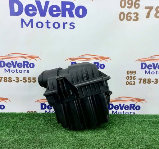  Корпус воздушного фильтра LR049780 LAND ROVER