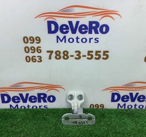 Шарнир передней левой двери LR056354 LAND ROVER