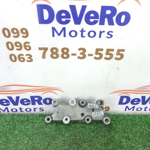 Кронштейн генератора натяжной LR056659 LAND ROVER