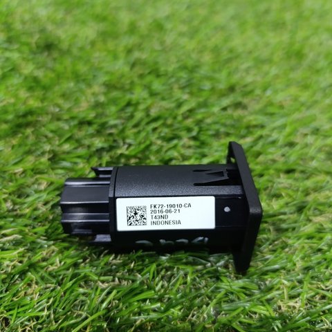 LAND ROVER LR061523 в наличии Запорожье