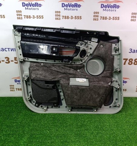 LR064207 Обшивка (облицовка) внутренняя двери передней правой купить Ужгород