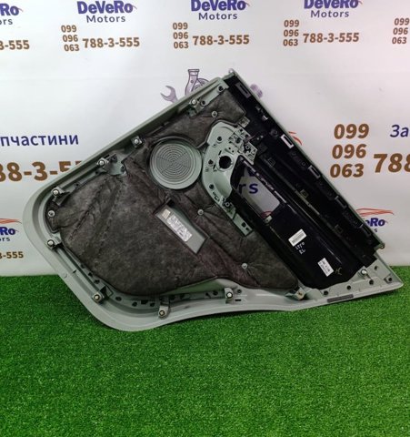 LAND ROVER LR064210 Обшивка (облицовка) внутренняя двери задней левой в наличии Чернигов