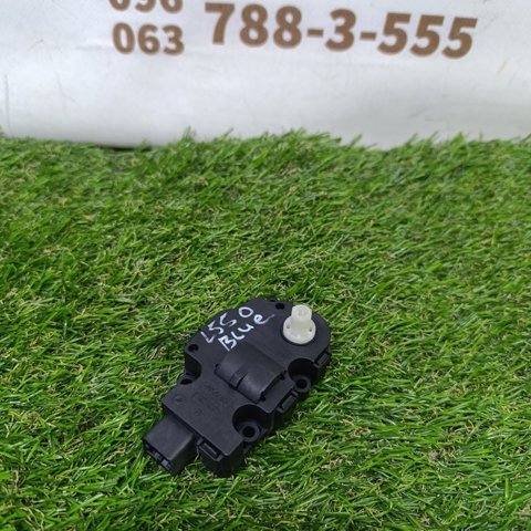 LAND ROVER LR066927 в наличии Одесса