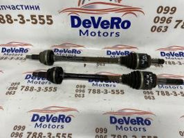 Полуось задняя, правая LR078570 LAND ROVER