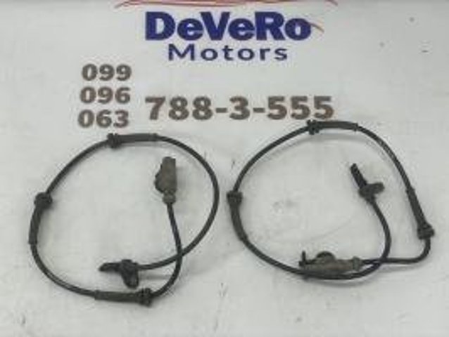 Датчик АБС (ABS) задний LR081609 LAND ROVER