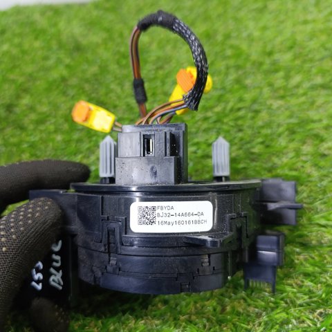 LAND ROVER LR084446 Кольцо контактное, шлейф руля в наличии Черкассы