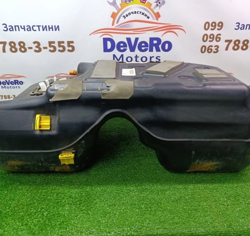 Танк топливный LR084559 LAND ROVER