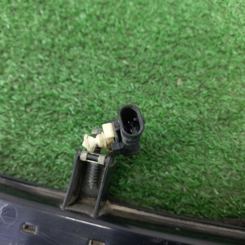 Фонарь сигнальный LR085686 LAND ROVER