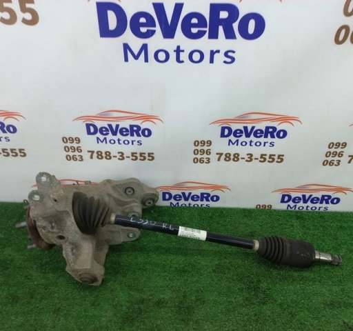 Цапфа поворотного кулака LR087650 LAND ROVER
