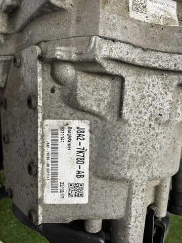 Раздатка (коробка раздаточная) LR095156 LAND ROVER