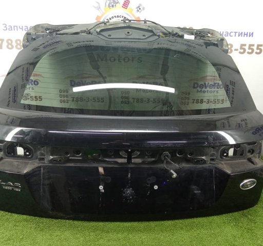 LR110352 LAND ROVER Дверь задняя (багажная 3/5-я (ляда) купить в Николаев
