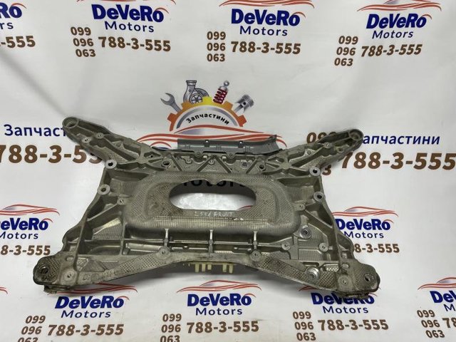 Крабобалка передней подвески LR134730 LAND ROVER