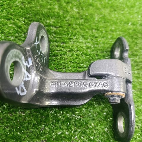 T4A2514 JAGUAR Петля двери передней левой купить в Украина