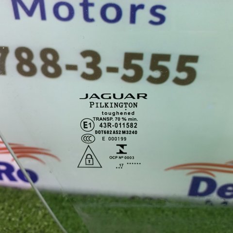 T4N3102 JAGUAR Стекло двери передней правой купить в Запорожье