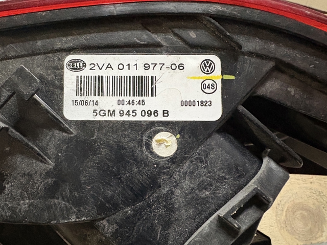 VAG 5GM945096B Фонарь задний правый внешний в наличии Львов