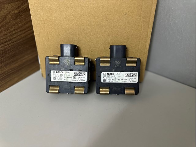 Датчик контроля мертвой зоны, задний 80A907566B VAG