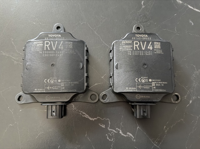 Датчик контроля мертвой зоны, задний 881620R033 TOYOTA