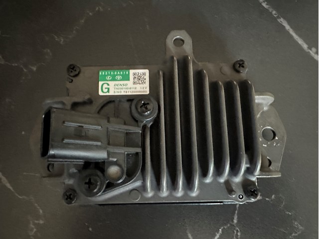 Радарный датчик дистанции 882100A010 TOYOTA