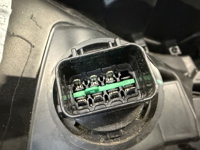 HYUNDAI 92207CW010 в наличии Ужгород
