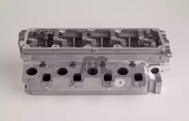 AMC 908701 Головка блока цилиндров (ГБЦ) в наличии Ровно