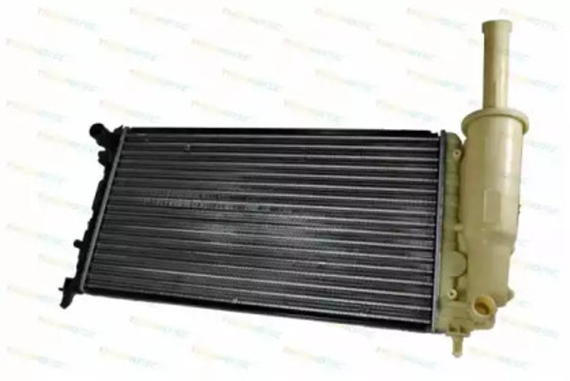 D7F027TT Радиатор охлаждения двигателя купить Сумы