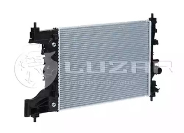 LUZAR LRC05152 Радиатор охлаждения двигателя в наличии Ровно