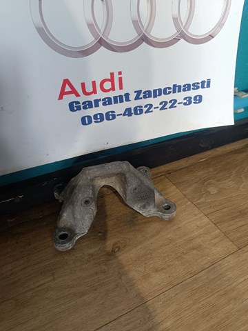 VAG 4F0199307M Кронштейн подушки (опоры) двигателя левой в наличии Тернополь