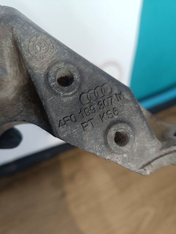 4F0199307M VAG Кронштейн подушки (опоры) двигателя левой купить в Чернигов