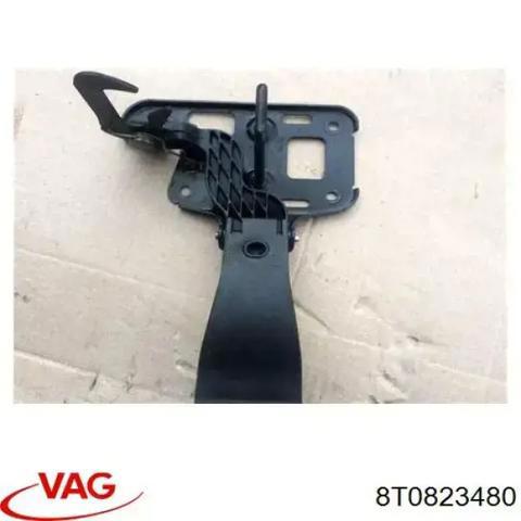 8T0823480 VAG Стояк-крюк замка капота купить в Хмельницкий