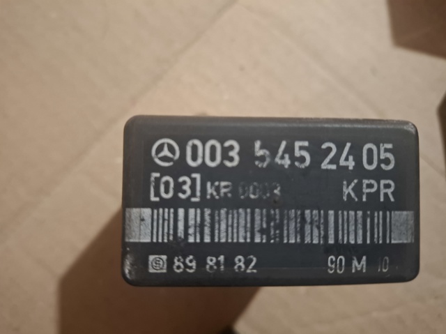0035452405 MERCEDES Реле бензонасоса купить в Украина