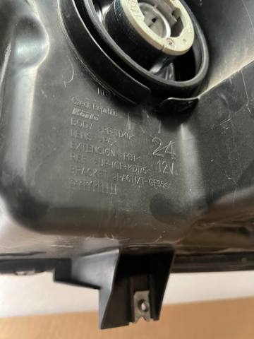SUZUKI 3512054P00 Фара правая в наличии Киев