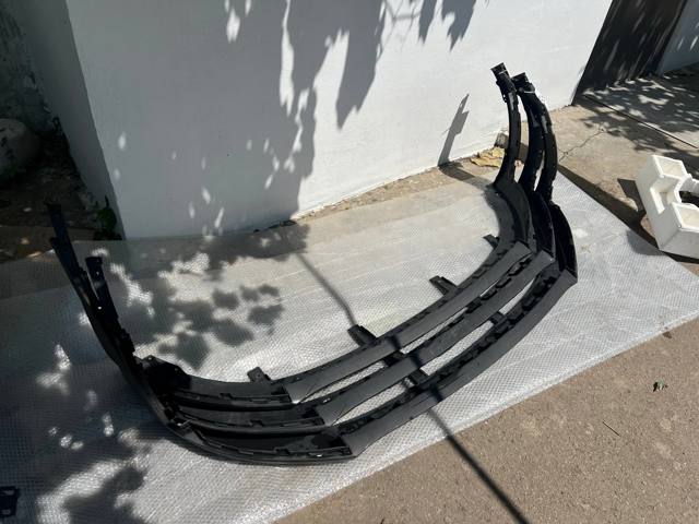 Защитная губа бампера переднего 86512F1500 HYUNDAI