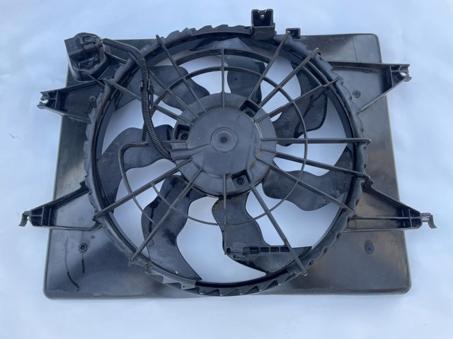 253803R170 HYUNDAI Диффузор вентилятора в сборе с мотором и крыльчаткой купить в Хмельницкий