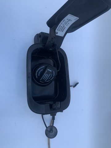 Лючок топливного бака 561809857E VAG