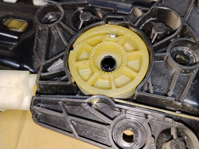 7182121 BMW купить в Хмельницкий