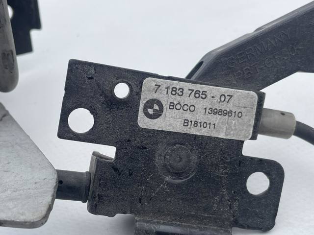 BMW 7183765 Ручка открывания капота в наличии Полтава