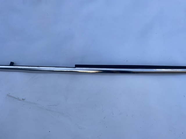 877723S000 HYUNDAI Молдинг крыла переднего правого купить в Украина
