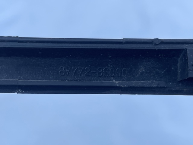 877723S000 HYUNDAI Молдинг крыла переднего правого купить в Днепр