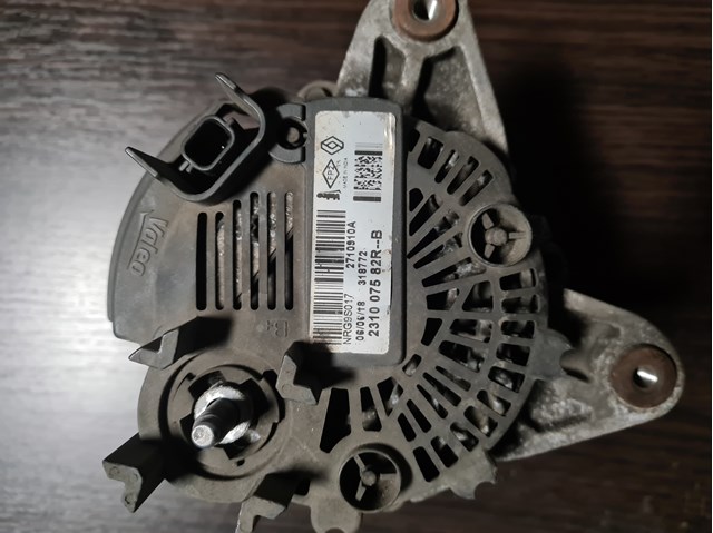 Автомобильный генератор 231007582R RENAULT