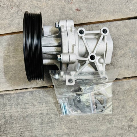 CHRYSLER 5047138AA Помпа водяная (насос) охлаждения в наличии Кривой Рог