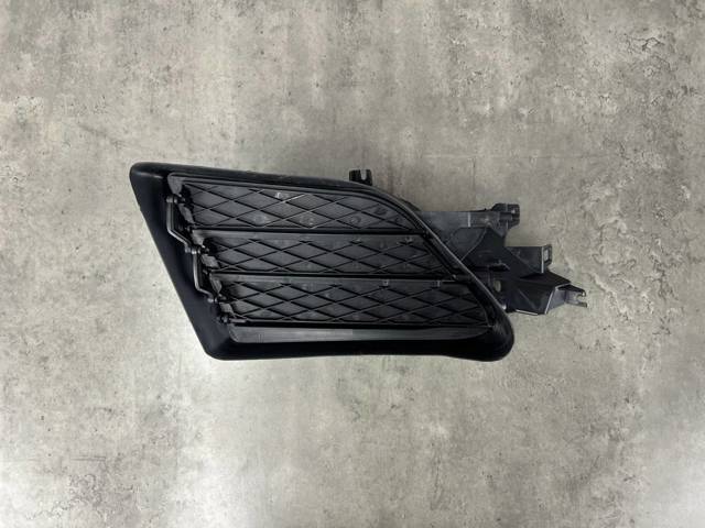 TESLA 105785100J Решетка бампера переднего левая в наличии Каменское