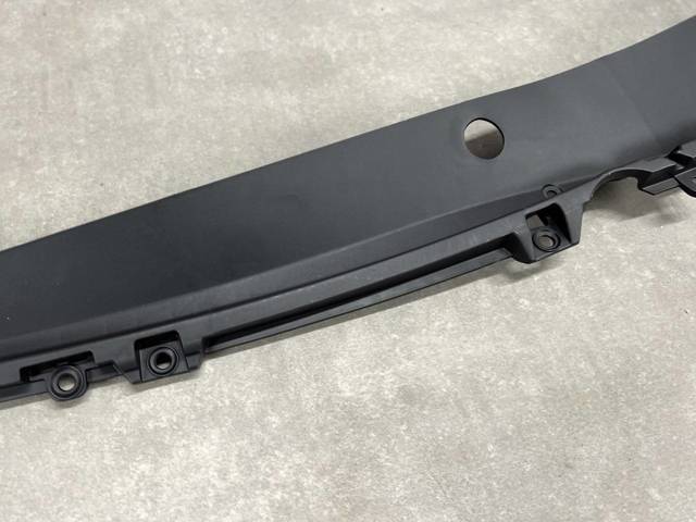 TESLA 108167600G Водосток лобового стекла, жабо в наличии Ужгород