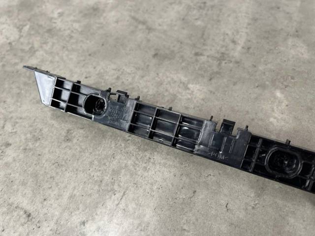 TESLA 109198600B Кронштейн бампера заднего левый в наличии Тернополь