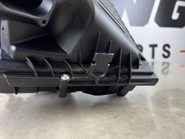 13717609482 BMW Корпус фильтра купить в Одесса