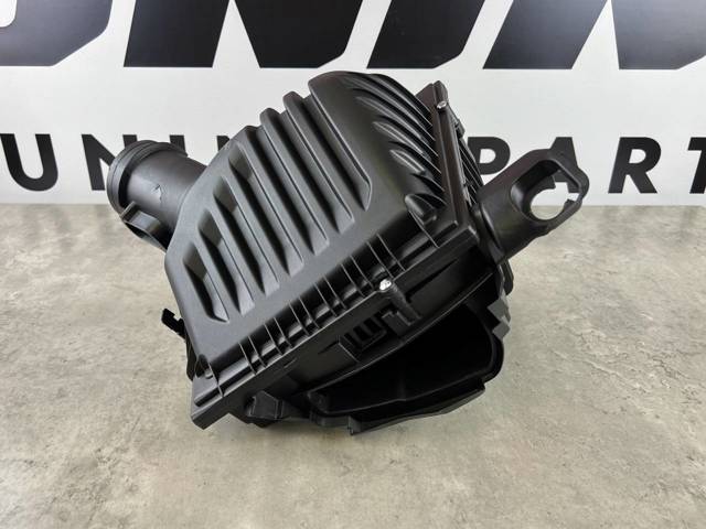 13717609482 BMW Корпус фильтра купить в Хмельницкий