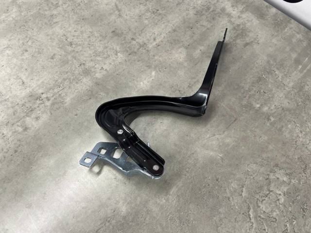 149626800C TESLA Петля капота правая купить в Запорожье