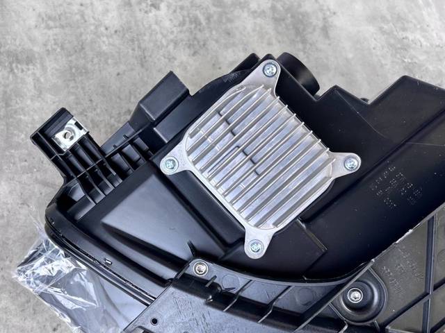 TESLA 151495300A Фара правая в наличии Полтава