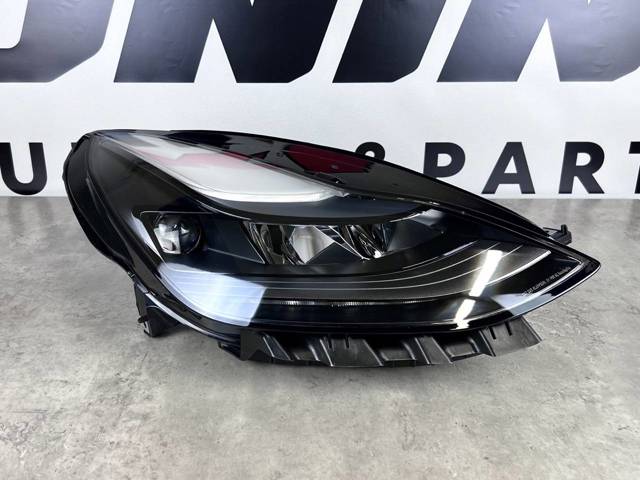 151495300A TESLA Фара правая купить в Черновцы